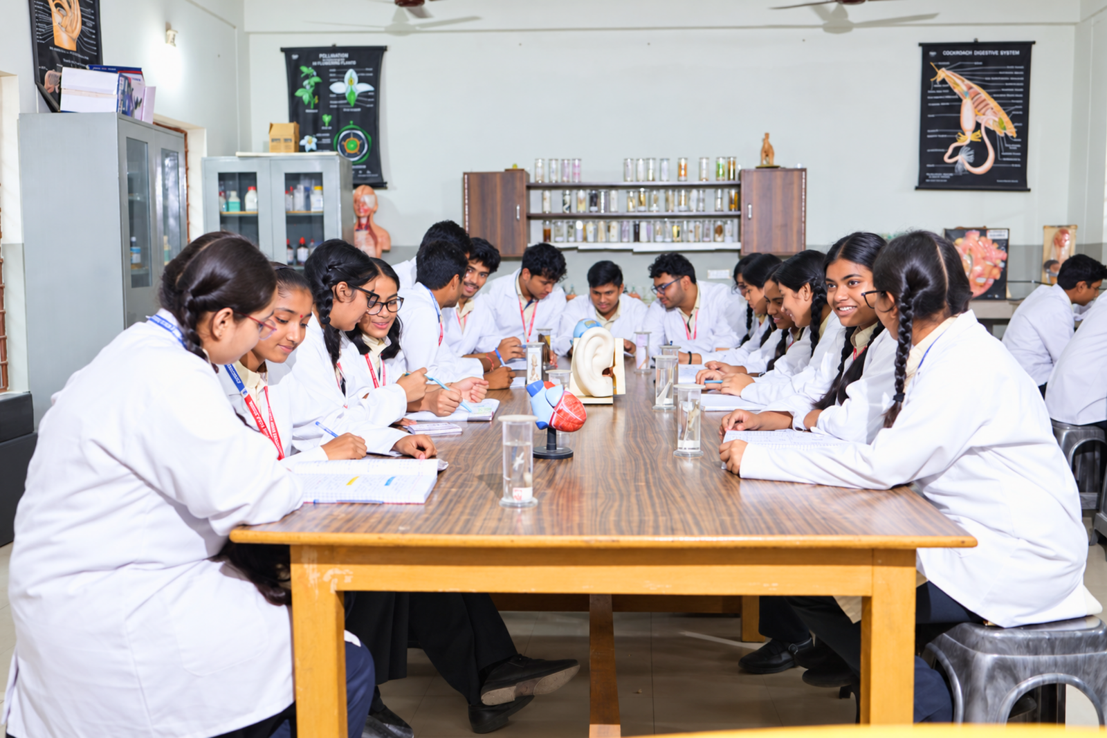 Biology & Life Sciences Laboratory Photo 1